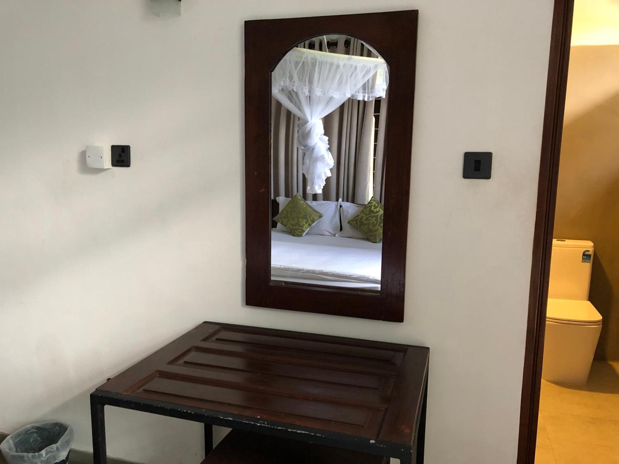 Murphy'S Villa Katunayaka Bagian luar foto